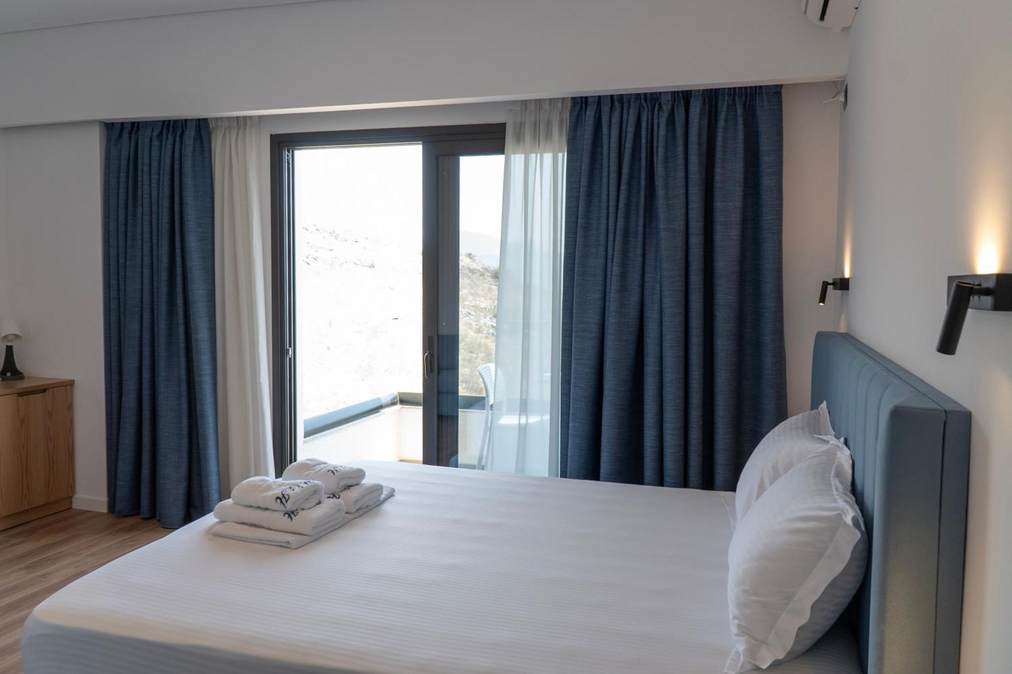 Hilltop Heaven Hotel Saranda